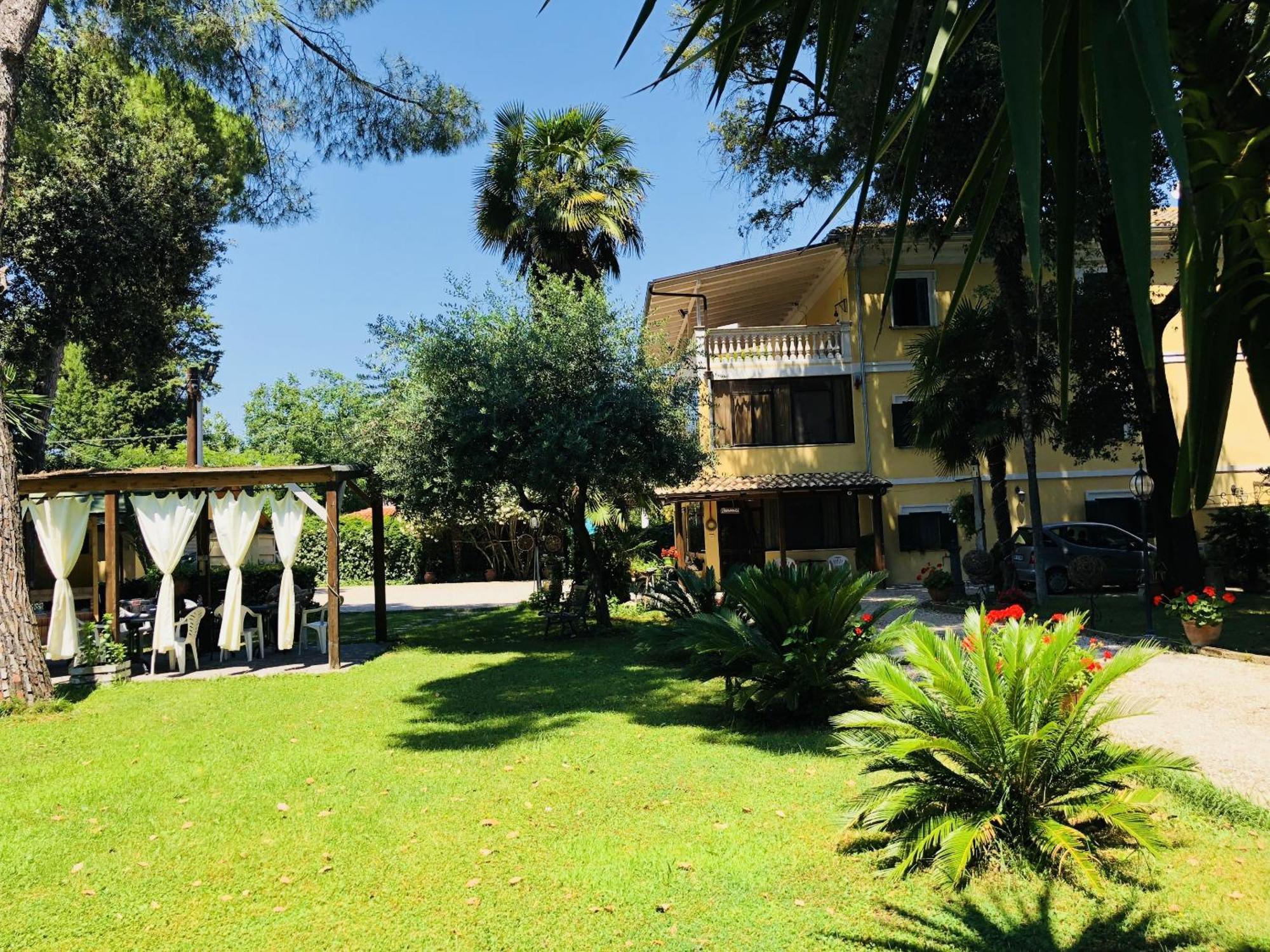 Villa Berghella Montesilvano Marina Kültér fotó